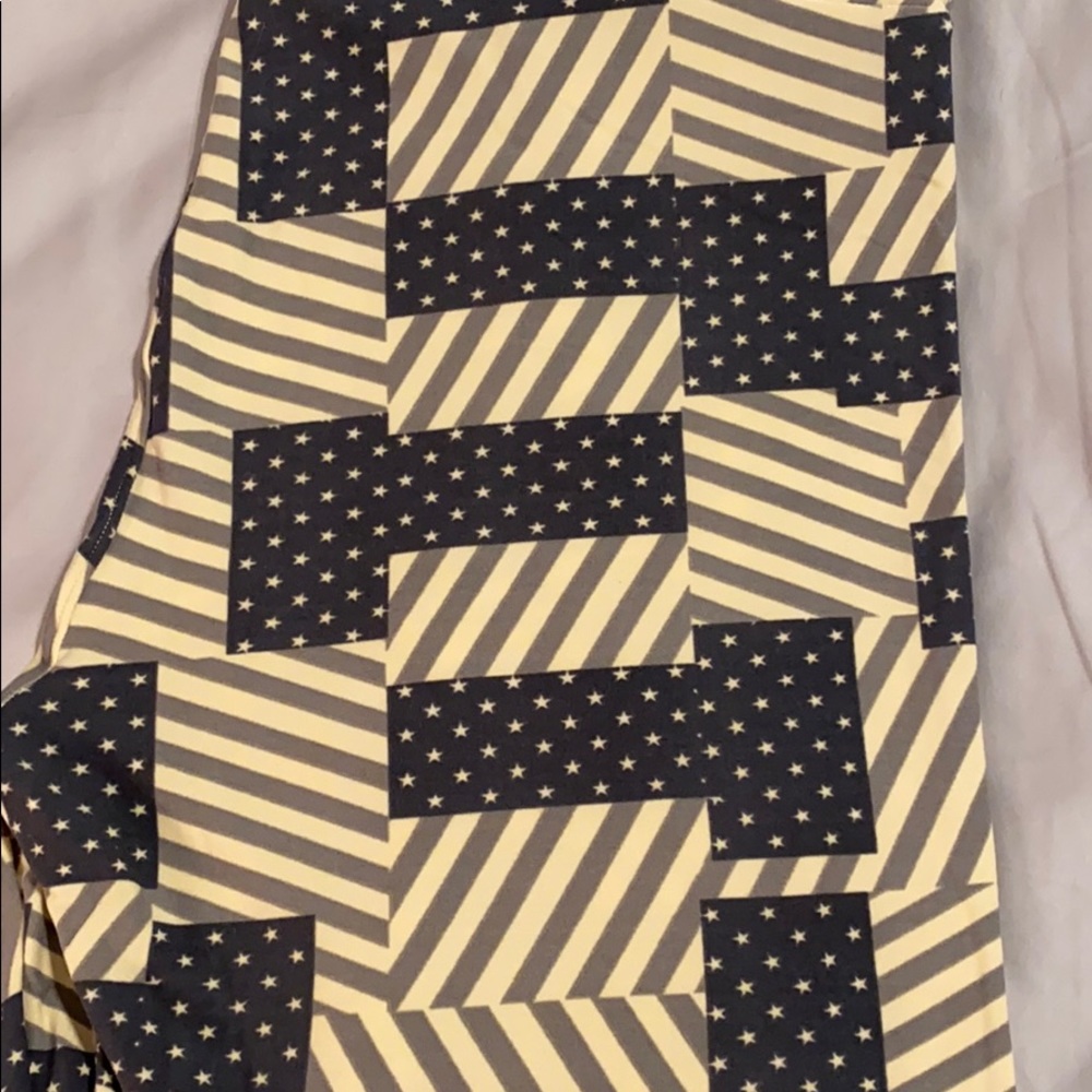 Lula Roe Patterned Leggings Size TC